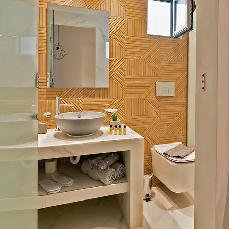 Pounedes Luxury Oda ve Kahvaltı