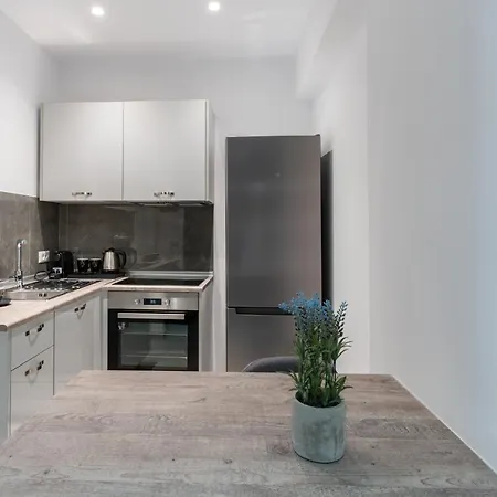 Oda ve Kahvaltı Pounedes Luxury *
