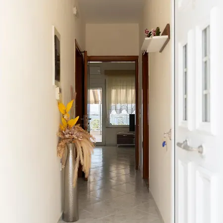 Oda ve Kahvaltı Pounedes Luxury Pefki