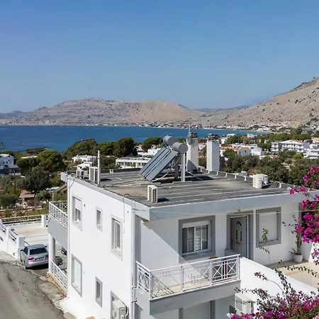 Pounedes Luxury Oda ve Kahvaltı Pefki