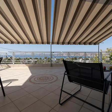 Oda ve Kahvaltı Pounedes Luxury Pefki