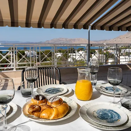 Oda ve Kahvaltı Pounedes Luxury Pefki